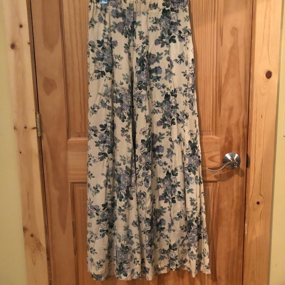 Alythea Wide Leg Floral Pant